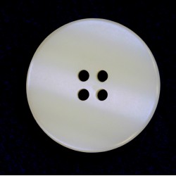 4-auguga polüesternööp