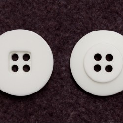 4-auguga polüesternööp