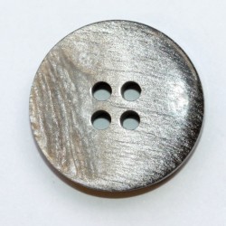 4-auguga polüesternööp