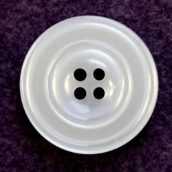 4-auguga polüesternööp