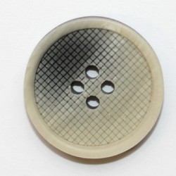 4-auguga polüesternööp