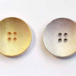 4-auguga polüesternööp