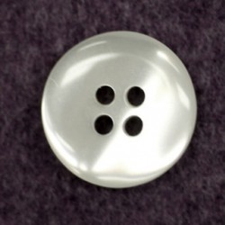 4-auguga polüesternööp